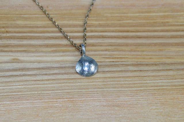 Pendentif empreinte vgtale en argent