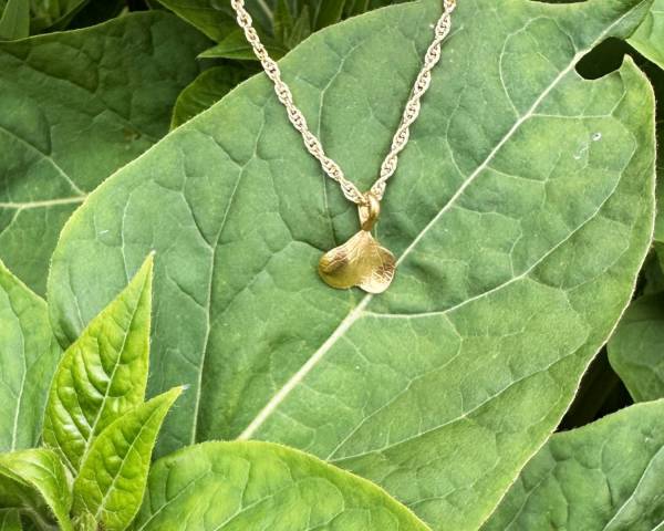 Pendentif empreinte vgtale avec sa chaine Plaqu Or
